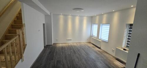 Foto - Doppelhaushälfte zum 01.12.25 - 840,00 EUR Kaltmiete,