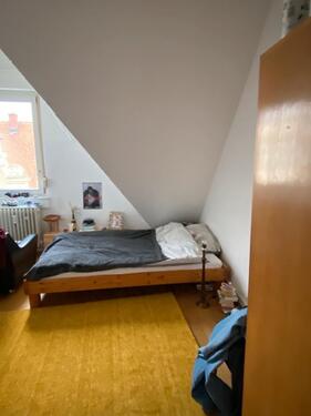 Foto - 1 Zimmer Dachgeschoßwohnung zur Miete in Freiburg im Breisgau