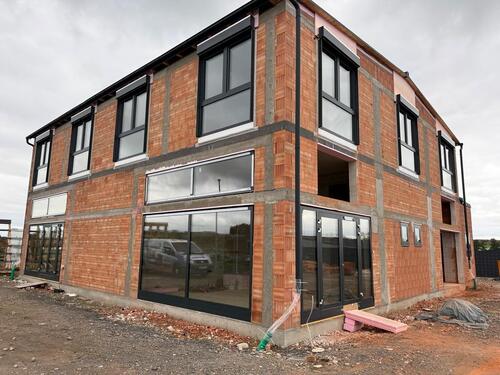 Foto - Gewerbefläche 40m2 Neubau - Versicherung- Frisör-Kosmetik-Büro