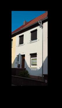 Foto - Reihenhaus saniert - 99.900,00&nbsp;EUR Kaufpreis, ca.&nbsp; 80,00&nbsp;m&sup2;