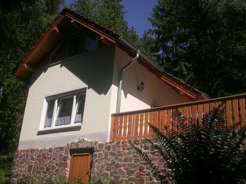 Foto - Ferienhäuschen Saaletalsperre Thüringen – Urlaub am Wasser & Wald