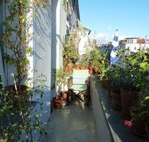 Helle 2 Zi. Altbauwohnung I Balkon I Aufzug - Berlin Pankow