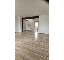 Schicke 2,5 Zimmer Maisonette Wohnung zu vermieten - Wülfrath