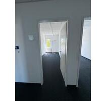 2 Büroräume Stellplätze Business provisionsfrei zu vermieten - Langenfeld (Rheinland)