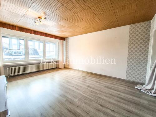 Foto - *** Geräumige Oberwohnung mit Balkon *** RUHIGE LAGE ***