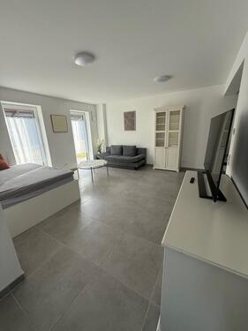 Foto - Wohnung Apartment komplett möbliert mit Terasse