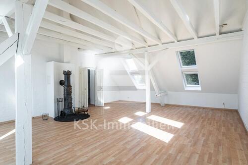 Foto - Dachgeschoßwohnung in Köln zur Miete