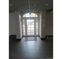 Restaurant Cafe Bistro - 1.900,00&nbsp;EUR Kaltmiete, ca.&nbsp; 155,00&nbsp;m&sup2; in Warstein (PLZ: 59581)