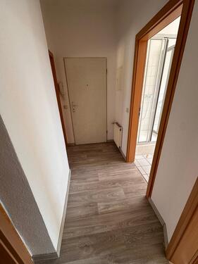 Foto - Hübsche 2 Zimmer Wohnung 1. OG Stadtmitte Altbau Dusche Garten