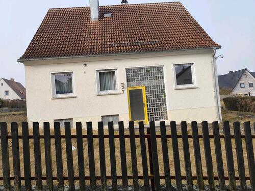 Foto - Einfamilienhaus mit großem Garten