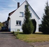 Freistehendes Haus mit 1.600 m² Grundstück bei Altenkirchen - Altenkirchen (Westerwald)