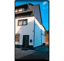 Wohnung 100m2 - 700,00 EUR Kaltmiete, in Siegbach (PLZ: 35768)