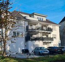 wunderschöne Dachgeschoss Wohnung im Mehrfamilienhaus - Gütersloh