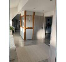 Helle 4 Zimmer Dachgeschosswohnung 110qm Jägersburger Weiher - Homburg