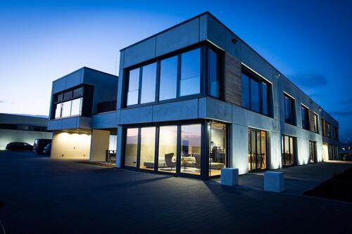 Foto - PKW Stellplatz in Classic Garage Bad Nauheim zu vermieten!