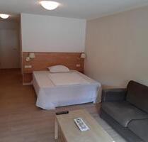 Top Apartment in Oberkochen – 38qm voll möbliert, Boxspringbett,