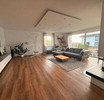 Einfamielenhaus mit separaten Eingang zum StudioKellerwohnung - Gaimersheim