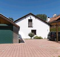 EFH Haus freistehend gr. Garten mit Einliegerwohnung - Emmering
