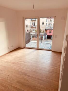 Foto - Wunderschöne 2-Zimmer-Wohnung - 900,00 EUR Kaltmiete,