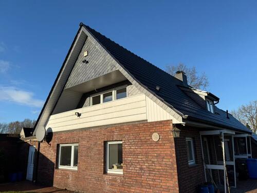 Foto - 4-Zimmer-DG-Wohnung mit Balkon, Garten und geh. Ausstattung