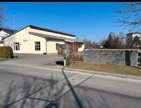 Foto - Zu Vermieten Praxen Therapie Labor…..