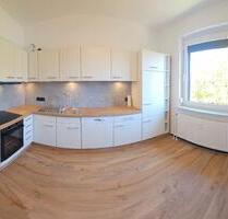 Sanierte 3-Zimmer-Wohnung (89 m²) mit Garage – Vögelsen - Bardowick