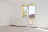 Foto - Schicke Hochparterre-Wohnung mit Balkon in begehrter Lage