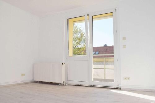 Foto - Schicke Hochparterre-Wohnung mit Balkon in begehrter Lage
