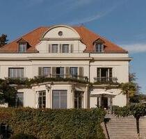 Einzigartige Villa am Ammersee - 7.500.000,00&nbsp;EUR Kaufpreis, ca.&nbsp; 500,00&nbsp;m&sup2; in Inning am Ammersee (PLZ: 82266)