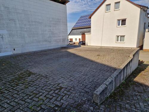 Foto - Stellplatz für Boot, Wohnwagen, Wohnmobil nähe Brodenbach Mosel