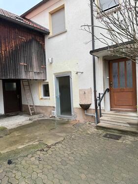 Foto - Haus in Estenfeld zur Miete - 530,00&nbsp;EUR Kaltmiete, ca.&nbsp; 94,00&nbsp;m&sup2;