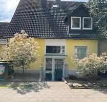 Haus in Düsseldorf Eller - 695.000,00&nbsp;EUR Kaufpreis, ca.&nbsp; 177,00&nbsp;m&sup2; in Düsseldorf (PLZ: 40229) Stadtbezirk 8