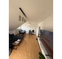Gemütliche 3-Zimmer-Dachgeschosswohnung mit Balkon in Gütersloh