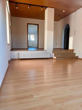 Foto - Helle Dachgeschosswohnung mit Dachterrasse - Zweibrücken