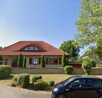 Traumhaftes Familienhaus (11 Zi.) mit Garten, Sauna & viel Platz - Ockenheim