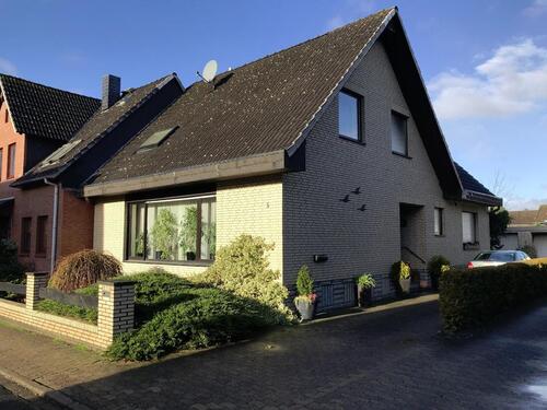 Foto - Großzügiges EFH, 6 Zimmer, in Steinwedel, ideal für große Familie