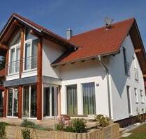 Lichtdurchflutetes, geräumiges Einfamilienhaus - Rehling