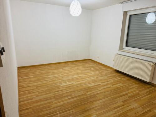 Foto - Helle 2,5 Zimmer mit Wohnküche im 1. OG in Friedberg (Hessen)