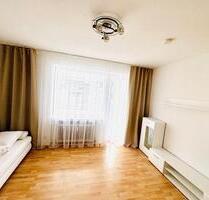 MH: Vollmöbliertes Appartement, Balkon, zentral - Mülheim an der Ruhr