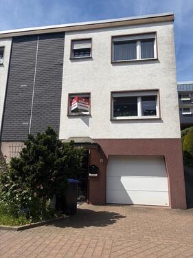 Foto - Top Lage! Doppelhaushälfte mit Garten, Garage & 5 Zimmern