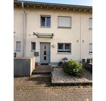 Reihenmittelhaus in Köln Porz - 640.000,00&nbsp;EUR Kaufpreis, ca.&nbsp; 129,00&nbsp;m&sup2; in Köln (PLZ: 51143) Porz