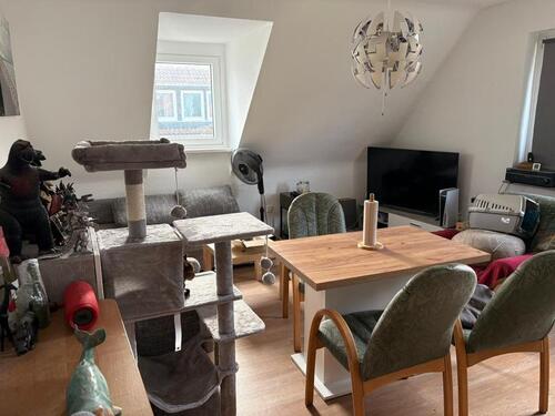 Foto - 2,5 Zimmerwohnung, 3 OG - 630,00&nbsp;EUR Kaltmiete, ca.&nbsp; 65,00&nbsp;m&sup2;