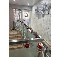 Tolles Haus zum Wohlfühlen - 395.000,00&nbsp;EUR Kaufpreis, ca.&nbsp; 344,00&nbsp;m&sup2; in Fröndenberg (Ruhr) (PLZ: 58730)