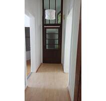 Einzigartige, helle 3-Zimmer-Wohnung in einem Altbau im 1.OG - Wuppertal Gemarkung Langerfeld