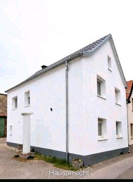 Foto - Wohnhaus mit zwei separaten Wohneinheiten