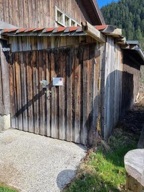 Foto - Stellplatz WohnwagenWohnmobil Garage