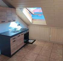 Charmante 2,5 Zimmer Dachgeschoss-Wohnung Esslingen-Zollberg - Esslingen am Neckar Pliensauvorstadt