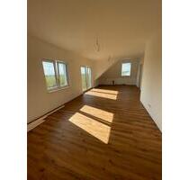 Schöne Dachgeschoss Wohnung in Neuenhagen - Neuenhagen bei Berlin