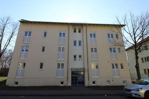 Foto - Schöner Wohnen: teilrenovierte 3-Zi.-Wohnung