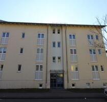 Schöner Wohnen: teilrenovierte 3-Zi.-Wohnung - Göppingen